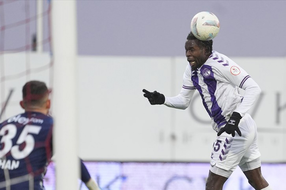 Central Hospital Ümraniyespor: 1 - Ankara Keçiörengücü: 2