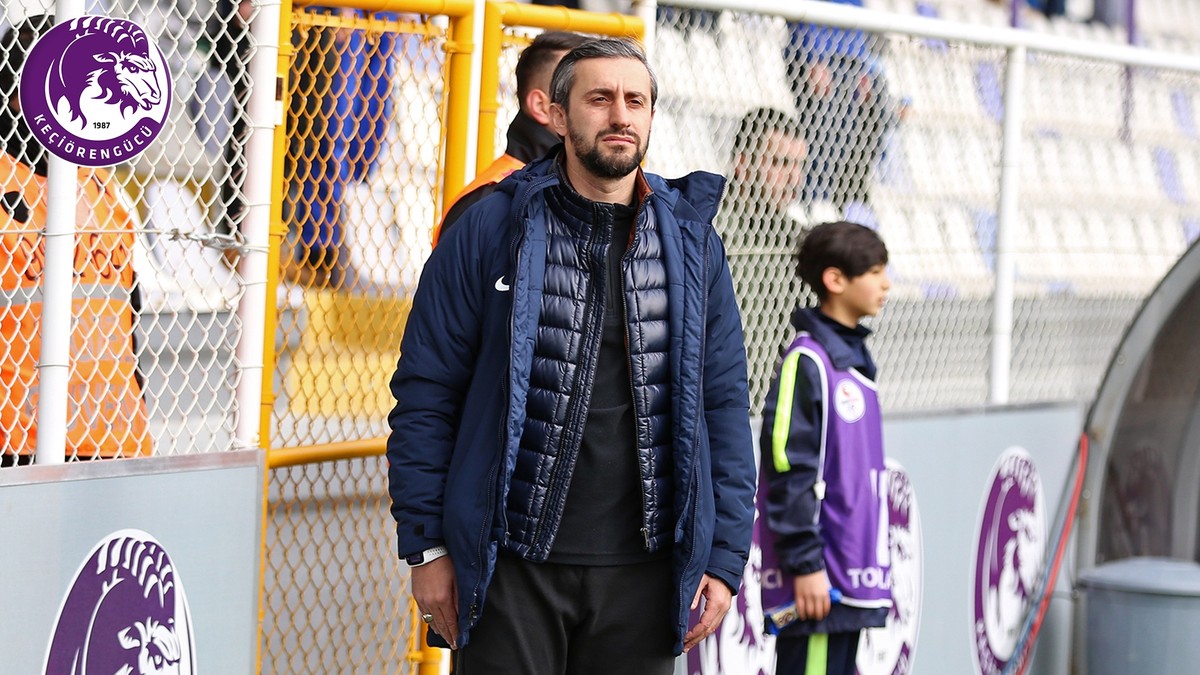 Serkan Özbalta: `Gol yemeden temiz bir galibiyet aldık` 