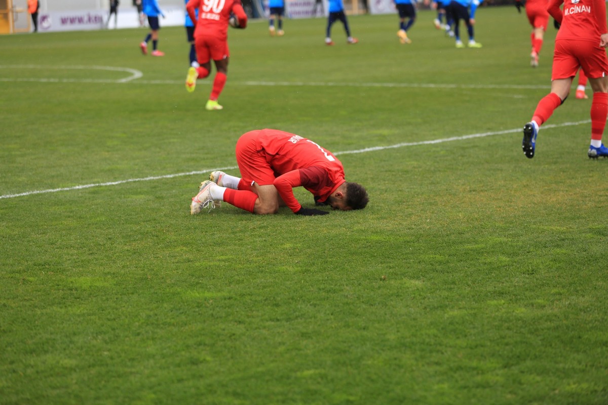 Ankara Keçiörengücü: 3 - BB Erzurumspor: 3