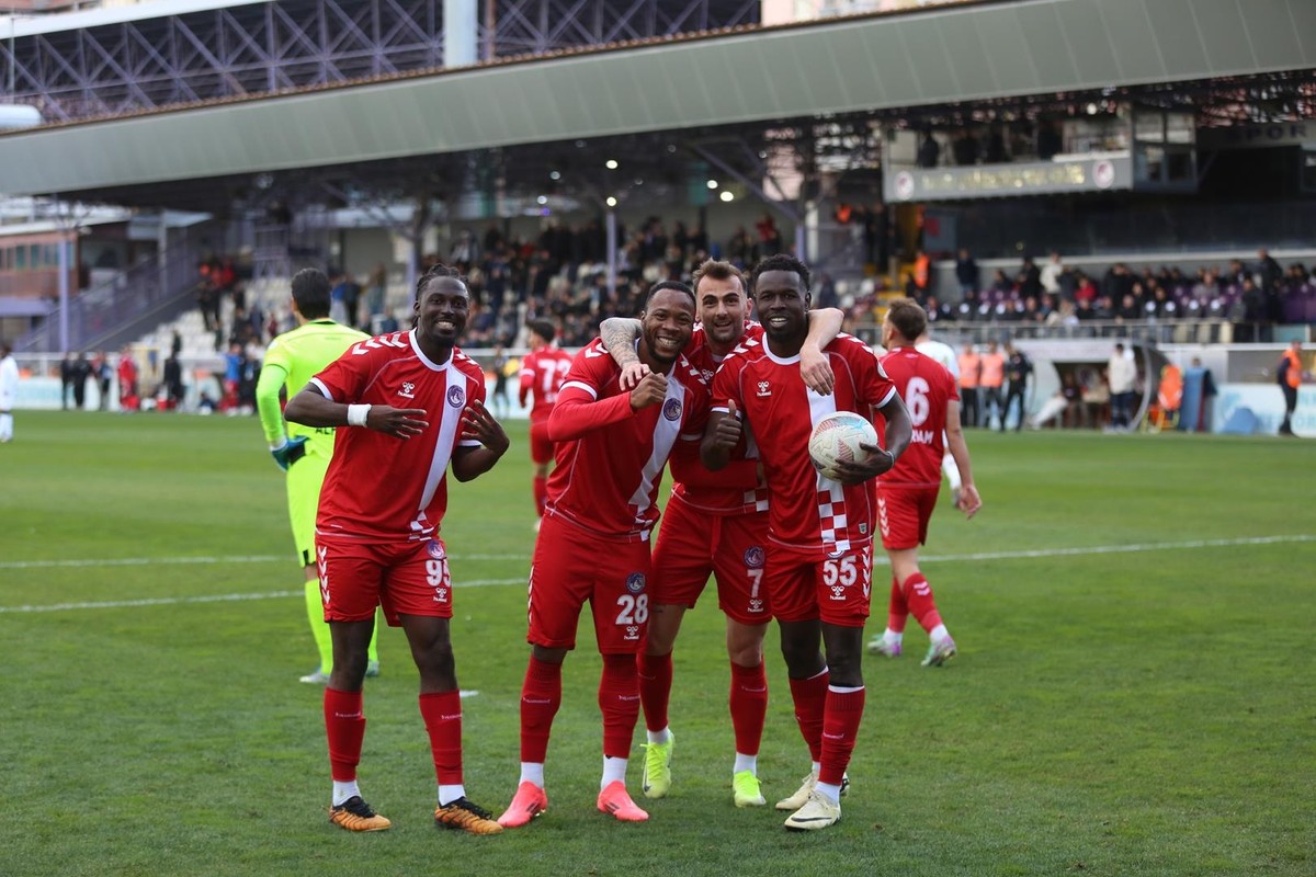 Ankara Keçiörengücü: 4 - Manisa FK: 0