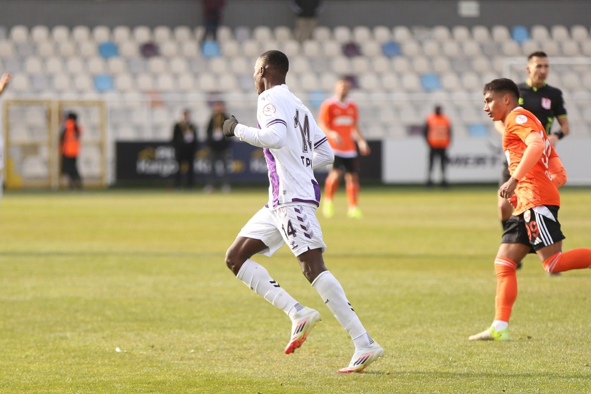 Emre Gökdemir İnşaat Ankara Keçiörengücü 3-0 Adanaspor A.Ş.