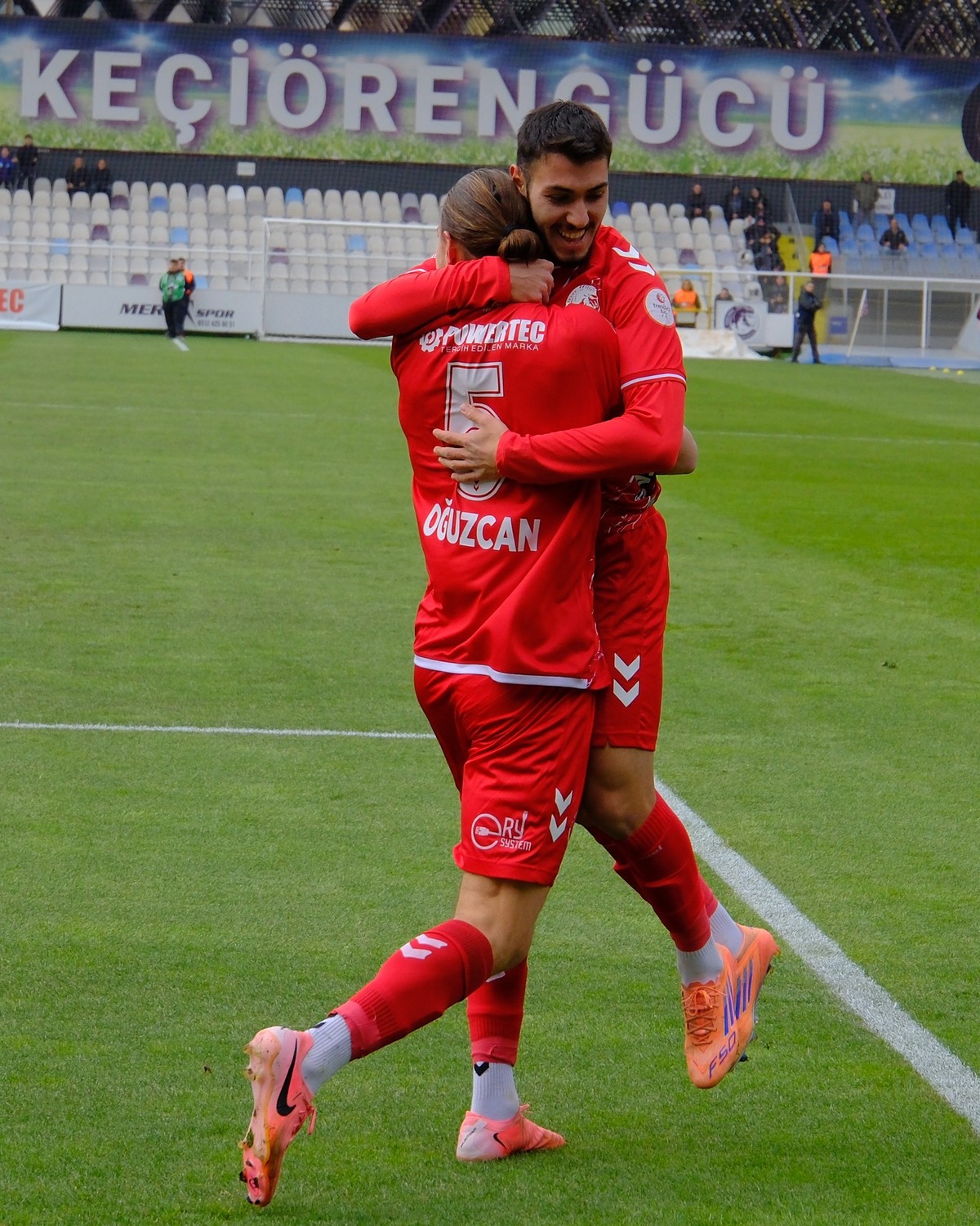 Emre Gökdemir İnşaat Ankara Keçiörengücü: 5 Boluspor: 1
