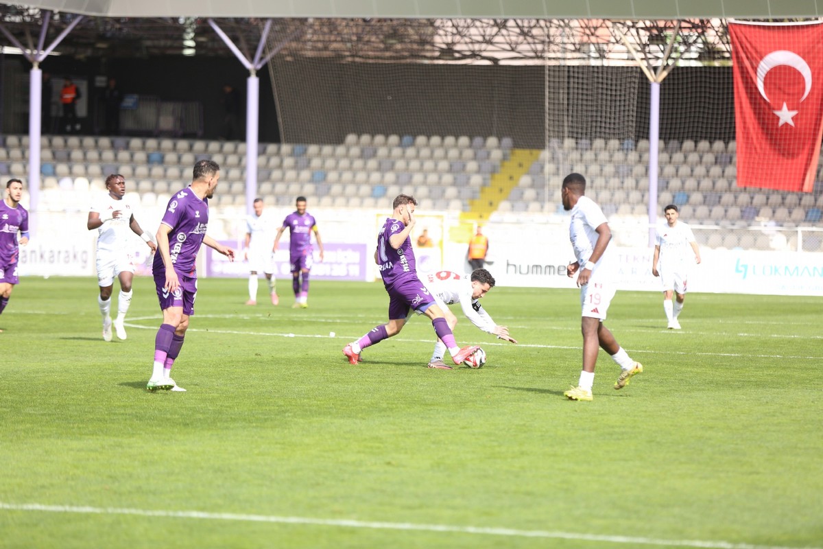 Emre Gökdemir İnşaat Ankara Keçiörengücü: 3 - İmaj Altyapı Vanspor FK: 0