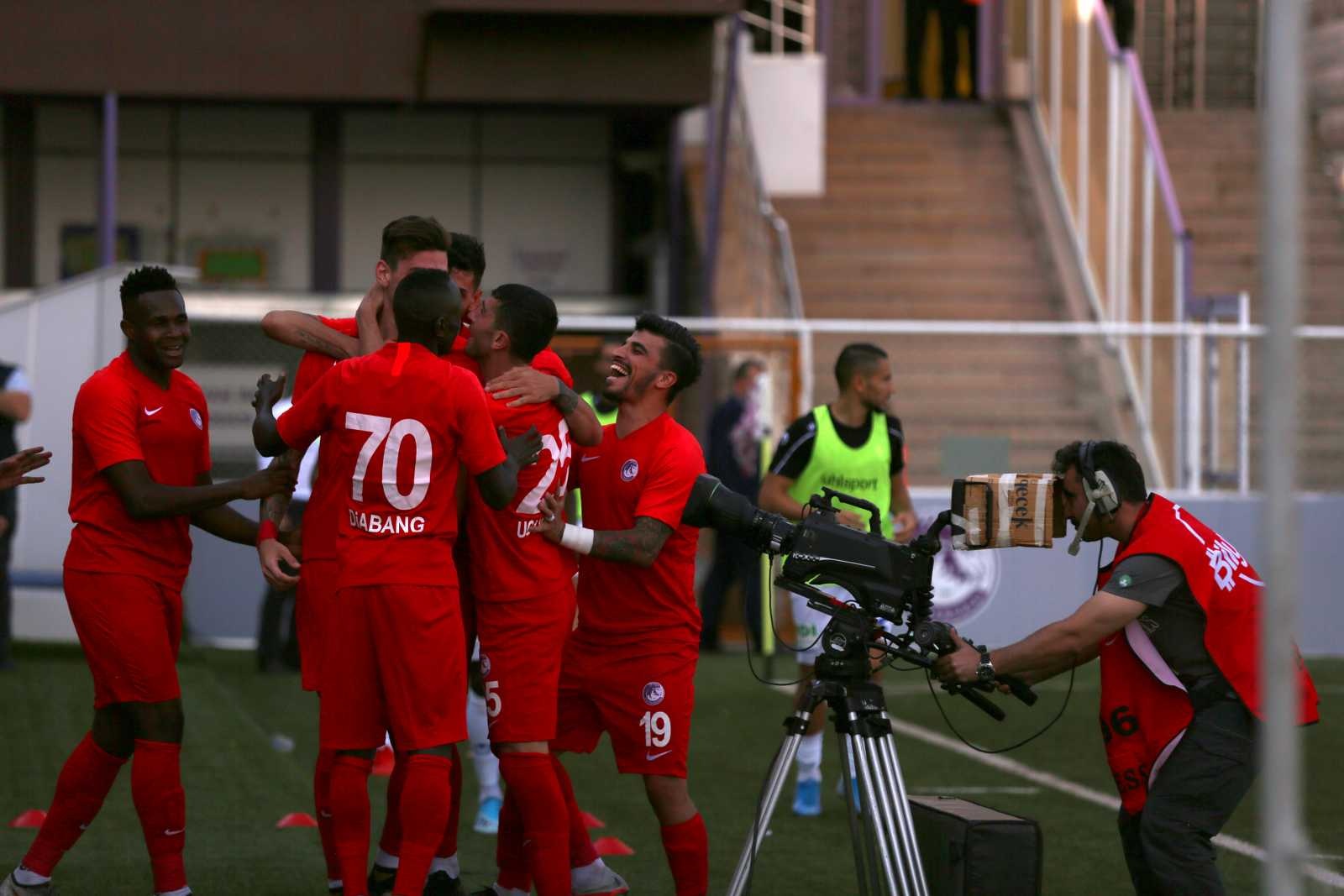 Keçiörengücü BB Erzurumspor'u puansız gönderdi 1-0