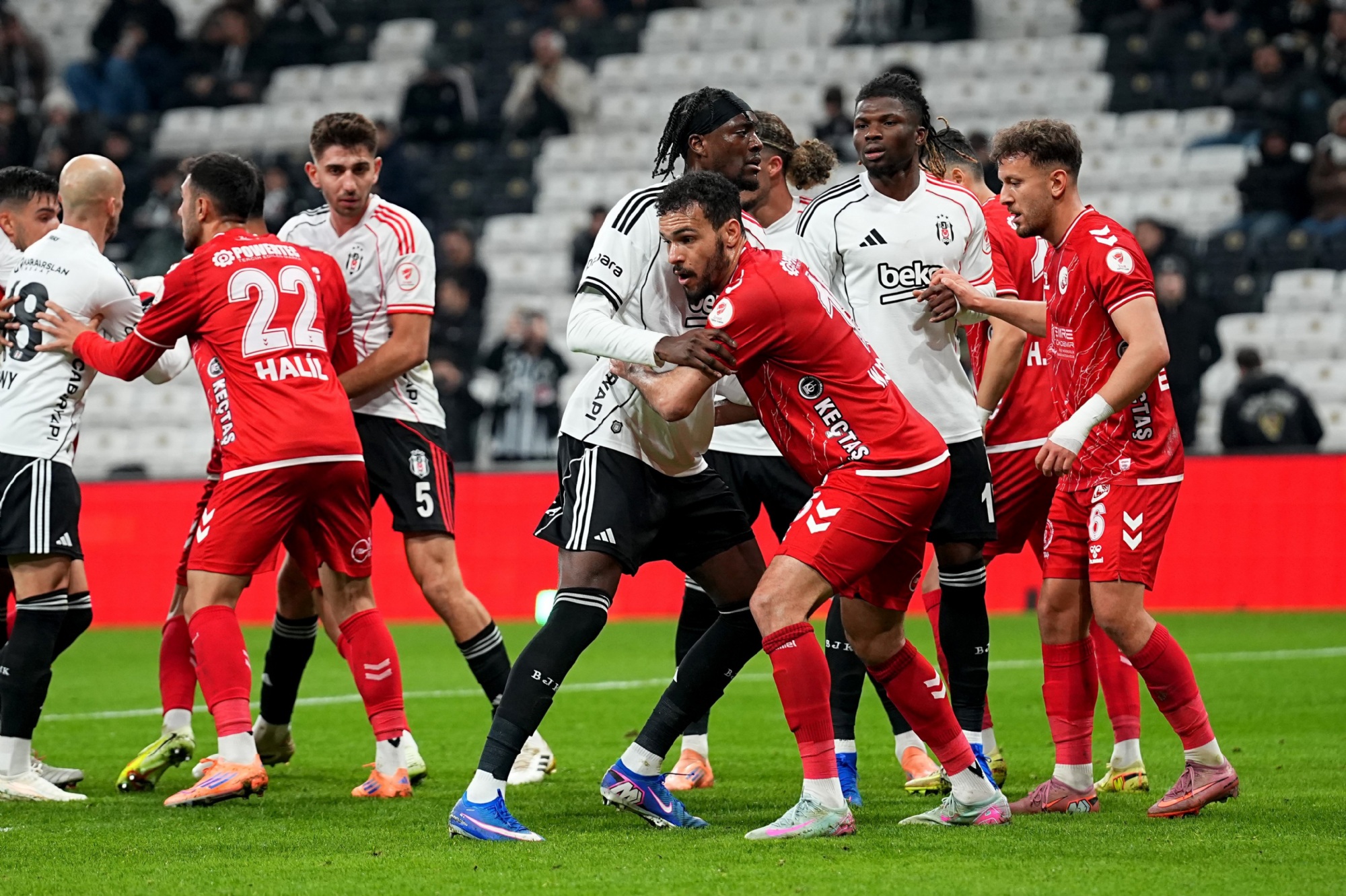 Ziraat Türkiye Kupası: Beşiktaş: 3 - Emre Gökdemir İnşaat Ankara Keçiörengücü: 0